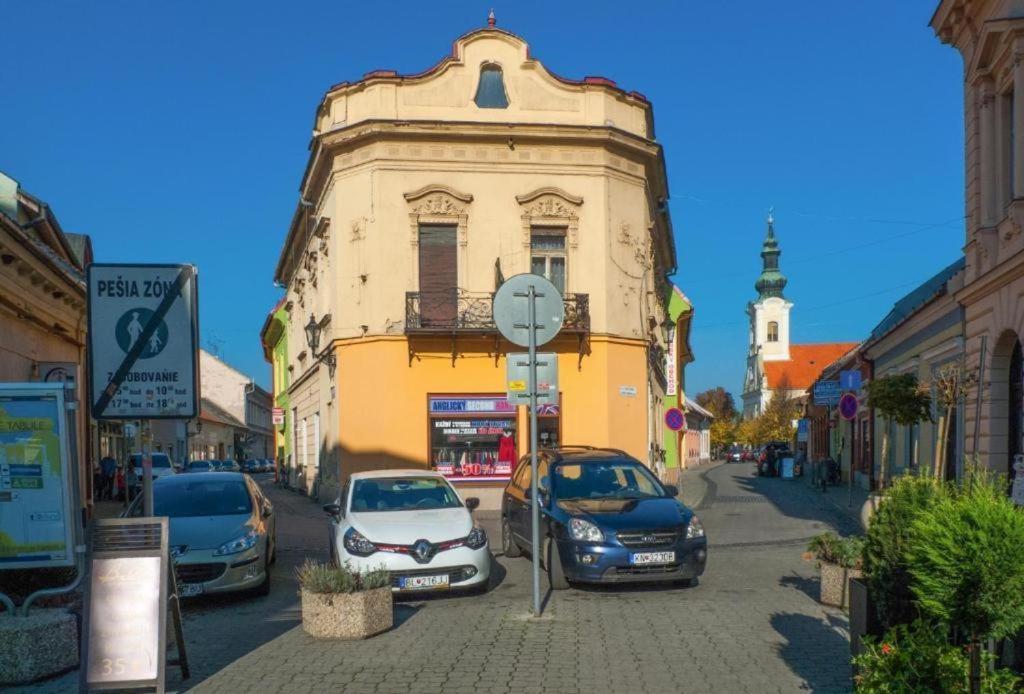 Apartman Lara Komárno المظهر الخارجي الصورة